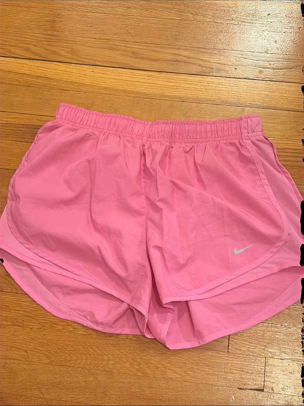 Nike Pink Women’s Pink Athletic Shorts Size L